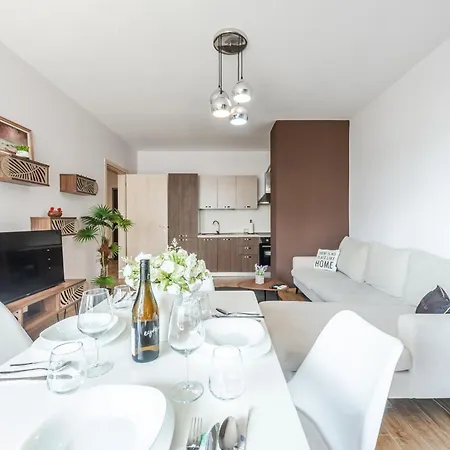 Seaside Retreat Apartment